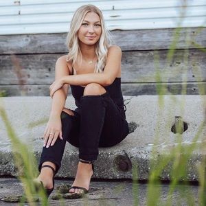 Meet your Posher, Alivia